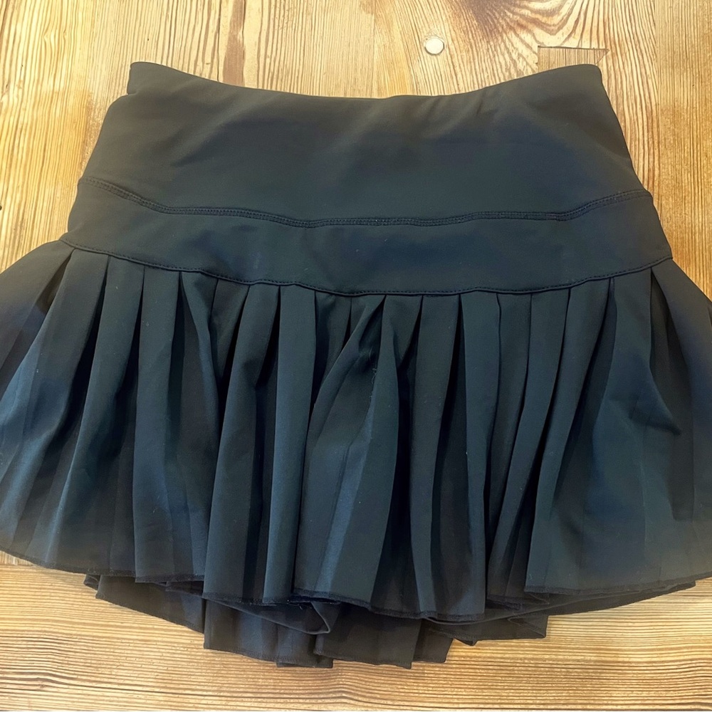 Gold Hinge women’s skirt